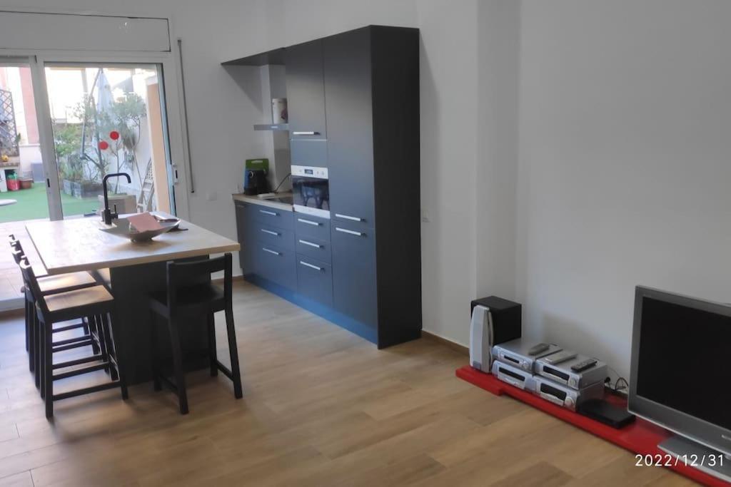 Precioso Apartamento Con Magnifico Patio. 산트 펠리우 데 요브레가트 외부 사진