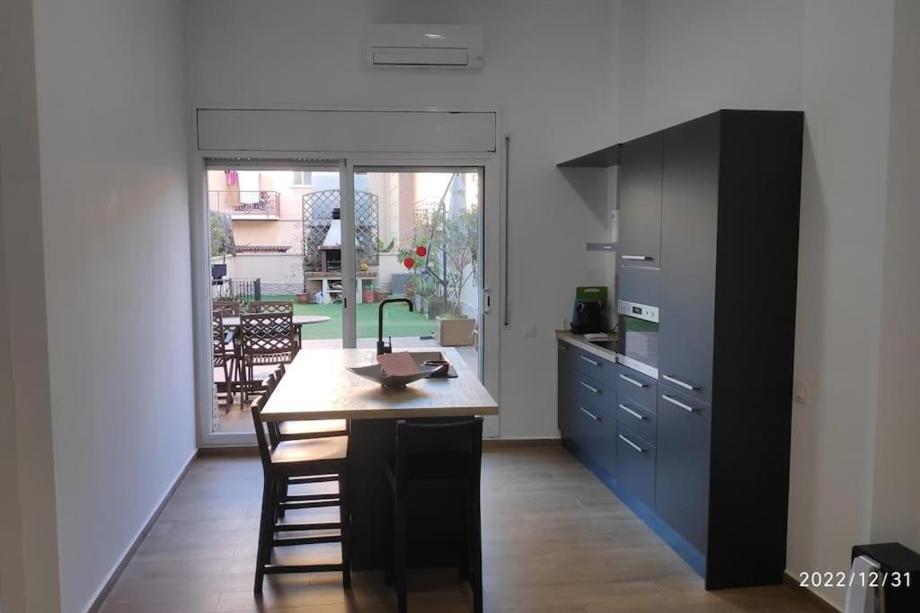 Precioso Apartamento Con Magnifico Patio. 산트 펠리우 데 요브레가트 외부 사진
