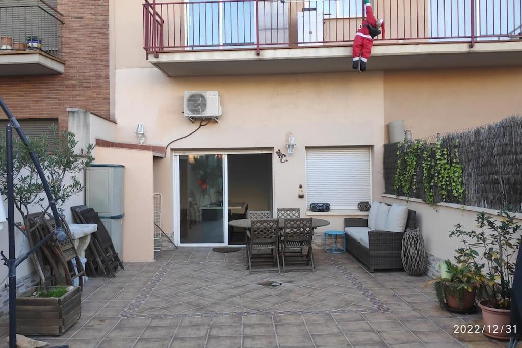Precioso Apartamento Con Magnifico Patio. 산트 펠리우 데 요브레가트 외부 사진